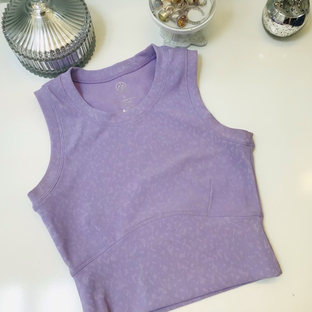 Move Theology Ribbed Lavender Active Top S EUC